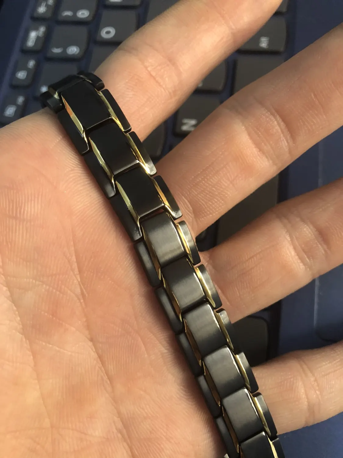 Men's Magnetic Bracelet Arthritis Pain Relief Sleek Bracelet