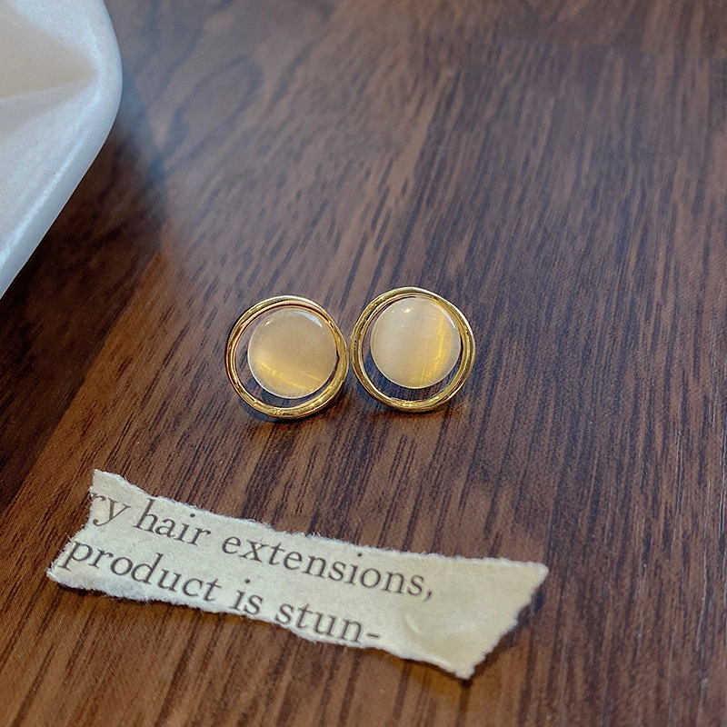 Women Ear Studs, Exquisite Elegant Pearl Alloy Earrings Jewelry Gift
