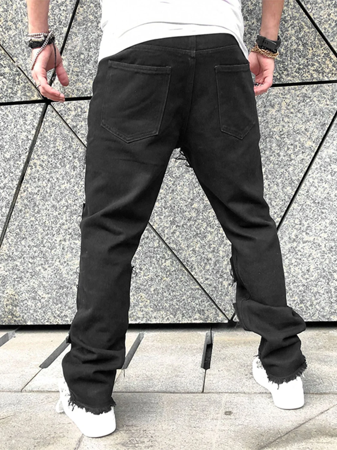Men's Black Raw Trim Straight Fit Streetwear Denim Jeans with Pockets
