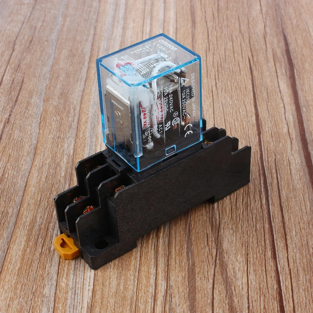 New AC 220V Coil Power Relay 10A DPDT LY2NJ HH62P HHC68A-2Z With Socket Base