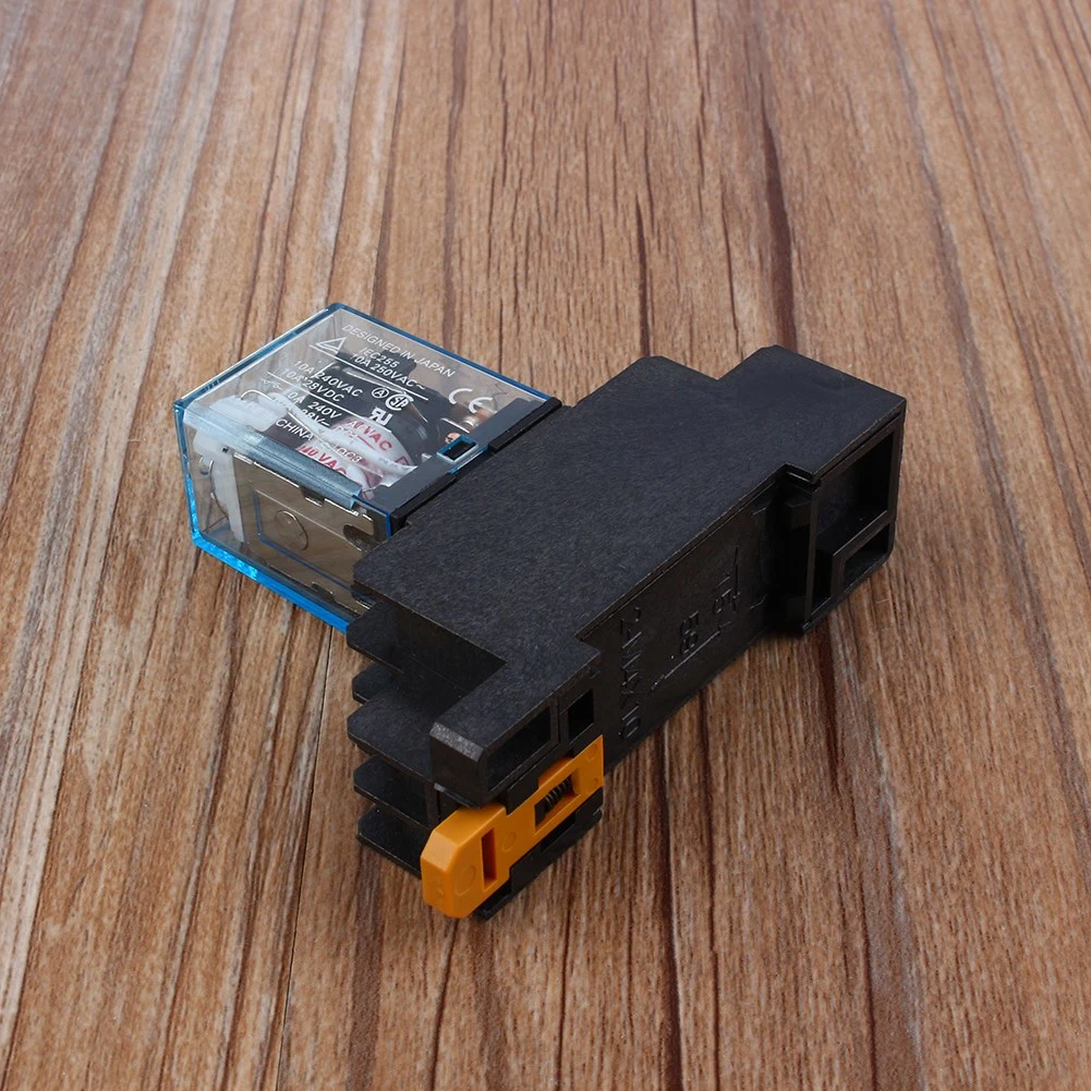 New AC 220V Coil Power Relay 10A DPDT LY2NJ HH62P HHC68A-2Z With Socket Base