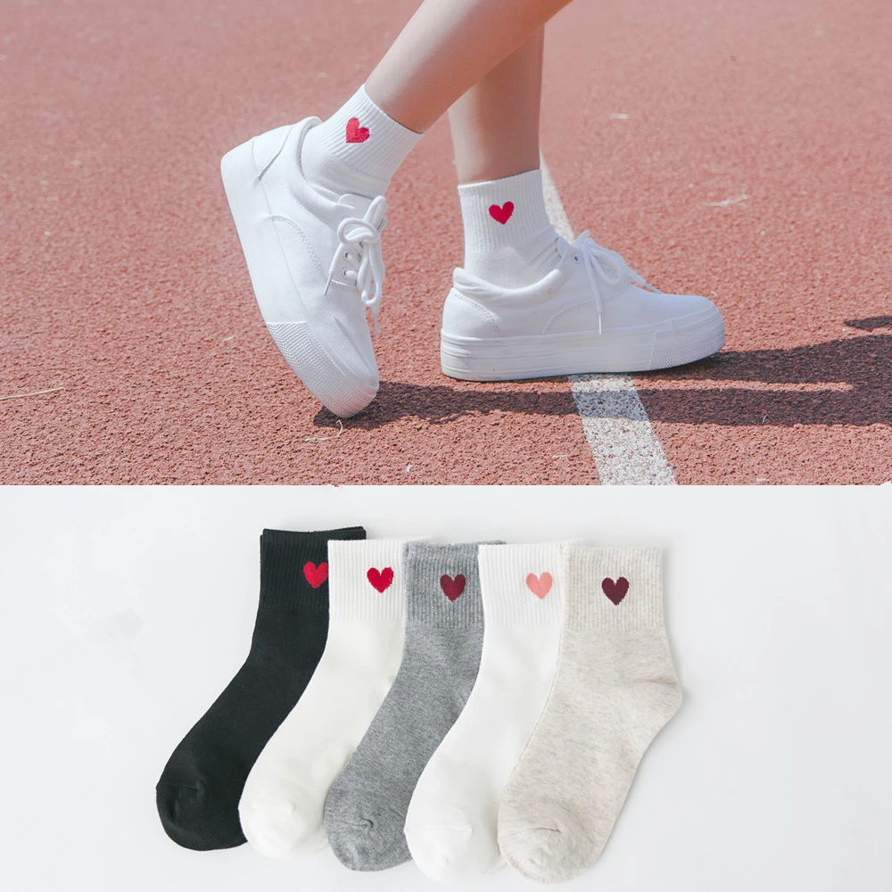 New Cute Kawaii Women Heart Pattern Soft Breathable Ankle-High Casual Cotton Socks (Black)