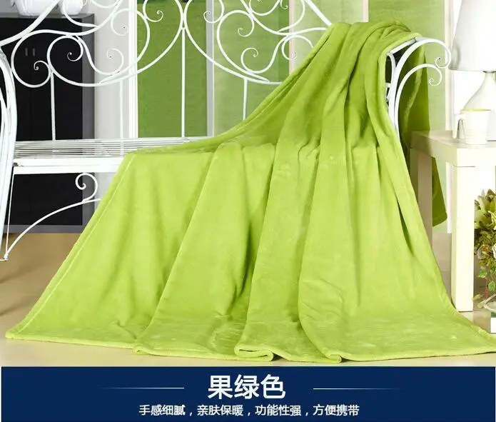 High Quality Coral Fleece Upgraded Super Soft Pure Color Fleece Blanket (Red 50cm * 70cm)