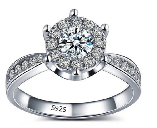 Fashion Jewelry Ring Luxury Zircon Engagement Ring Charm Bride Wedding Gift (Size:9)