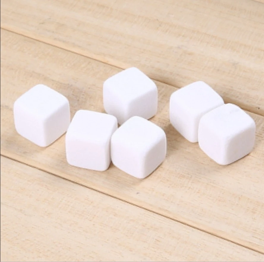 6pcs Whisky Stones Drinks Cooler Cubes Whiskey Rocks Granite Ice Stones（White）