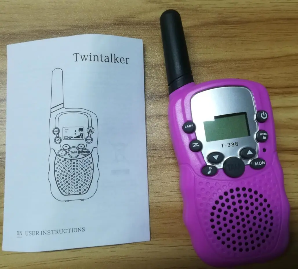 2Pcs T-388 Mini Children Walkie Talkie UHF462-467MHz LCD Display Two Way Radio（Red+Blue)