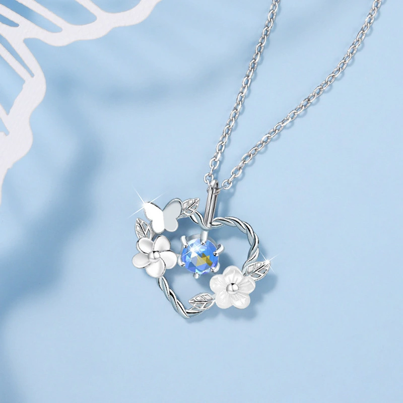 Romantic Heart Shaped Flower Pendant Necklace for Women Girl Birthday Gift White Fritillary Stainless Steel Necklace Jewelry