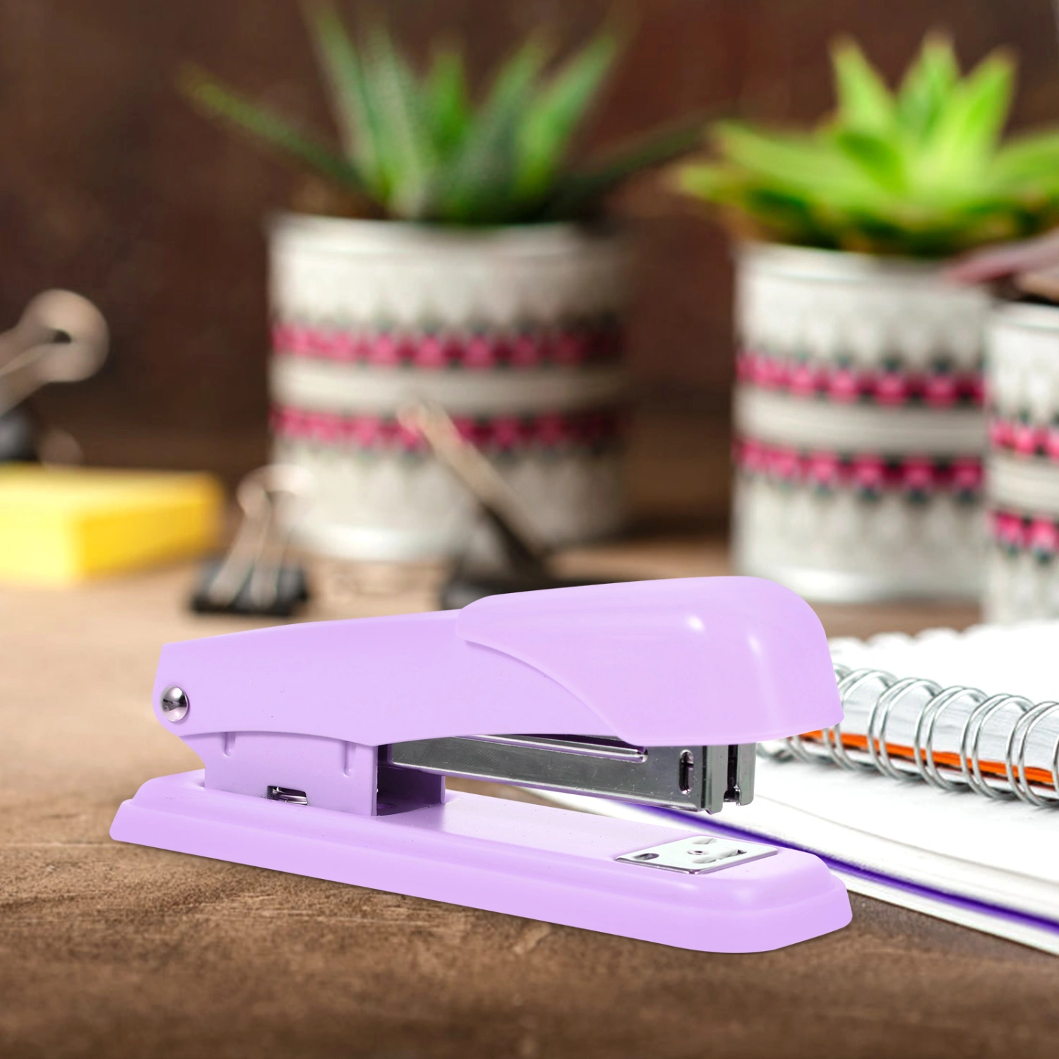 2Pcs Convenient Stapler Metal Desk Stapler Professional Hand Stapler Home Accessory