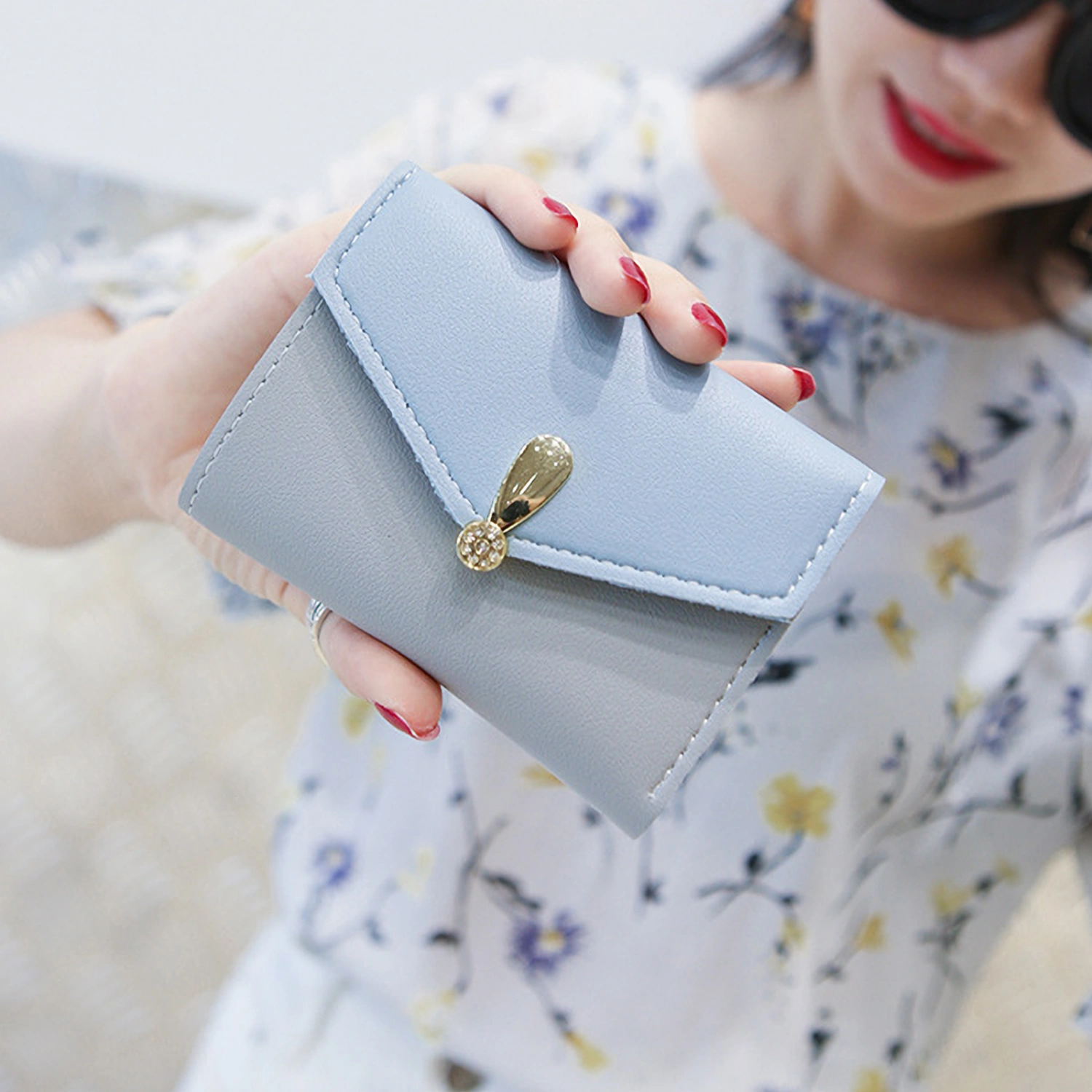 Women Simple Short Wallet Mini Triple Folded Purse for Cards Coins Small Change Cash Holding (Light Blue)