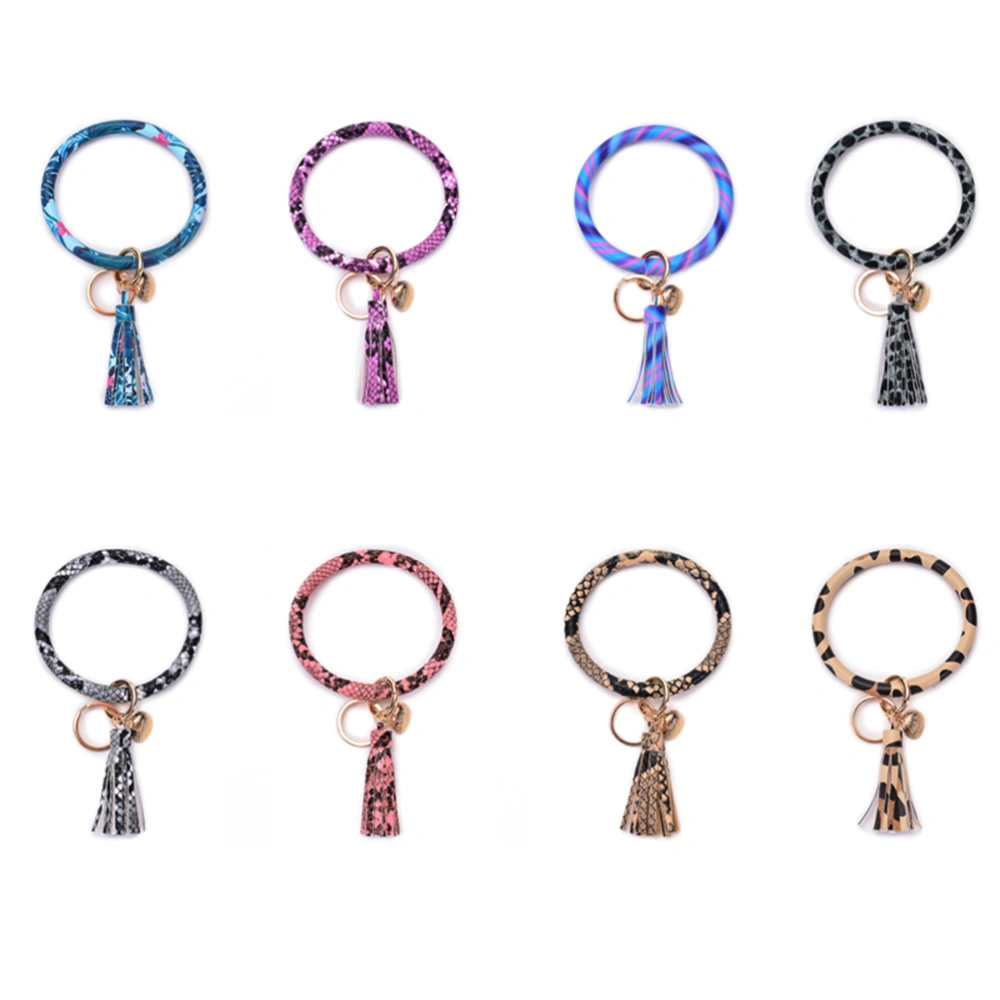 1PC PU Leather Bracelet Keychain Shell Tassels Bracelet Key Ring Stylish Shell Tassels Pendants Keychain Decor Creative Hand Jewelry for Women Lady Wearing Style 2