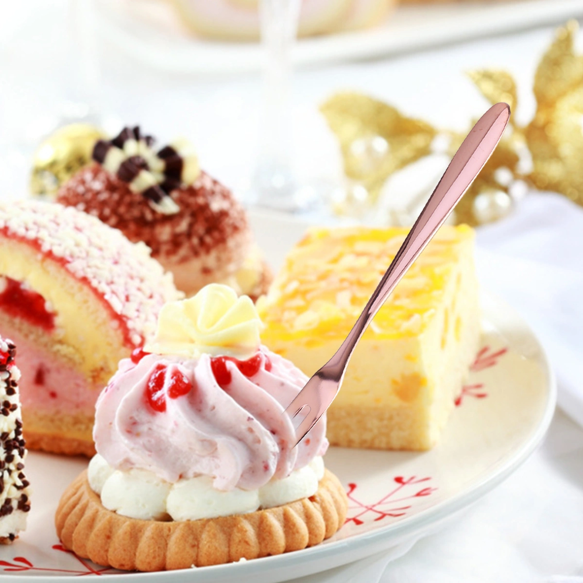 Stainless Steel Fruit Forks Two-tine Dessert Forks Long Handle Pitchforks for Cake Fruit Beefsteak (Rose Gold)