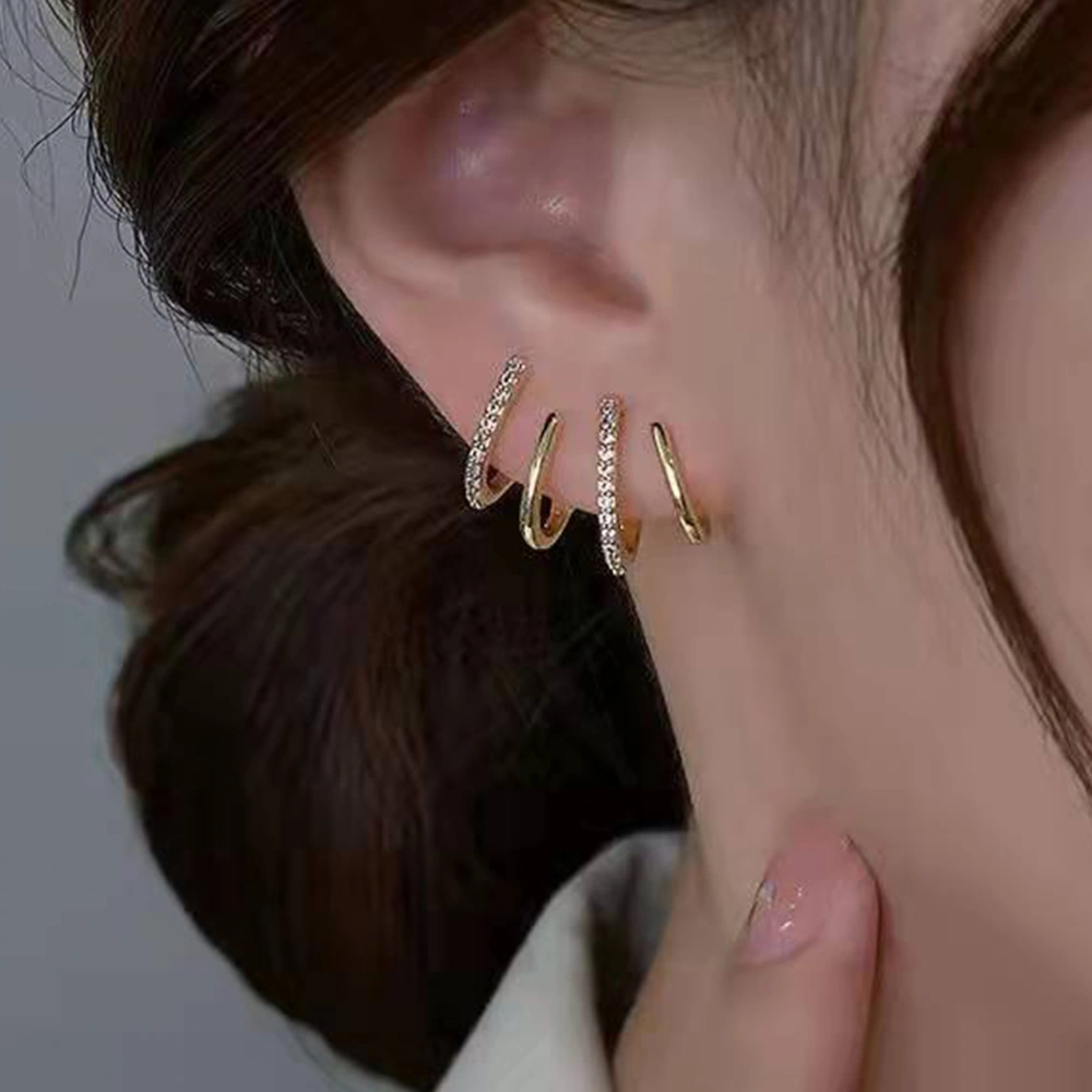 1 Pair Claw Stud Earrings Rhinestone Claw Earrings Jewelry for Women Ear Decors