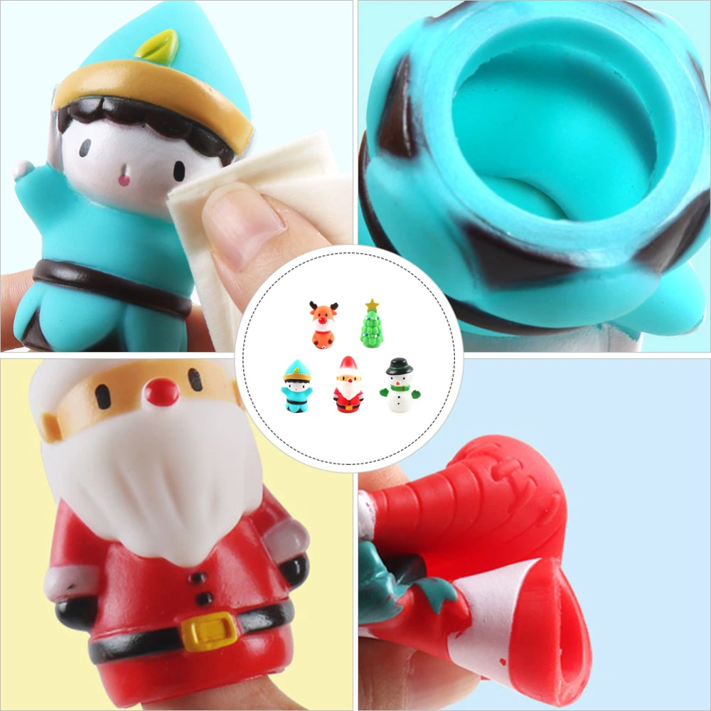 5Pcs Christmas Finger Puppets Toys Santa Claus Snowman Cartoon Finger Plaything (Random Style)