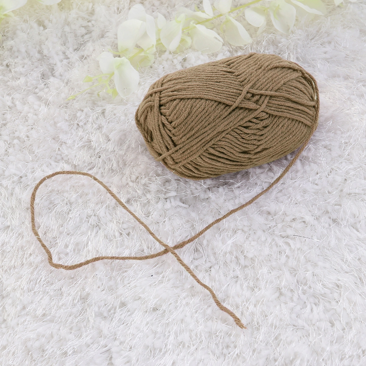 50g Milk Cotton Yarn Cotton Chunky Hand-woven Crochet Knitting Wool Yarn Warm Yarn for Sweaters Hats Scarves DIY (Camel)