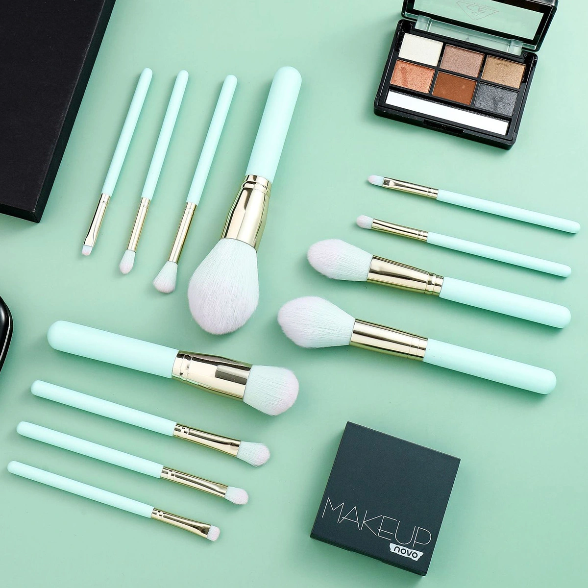 12pcs Makeup Brushes Kit Mint Green Cosmetics Brush Set Wooden Handle Nylon Bristles Powder Brush