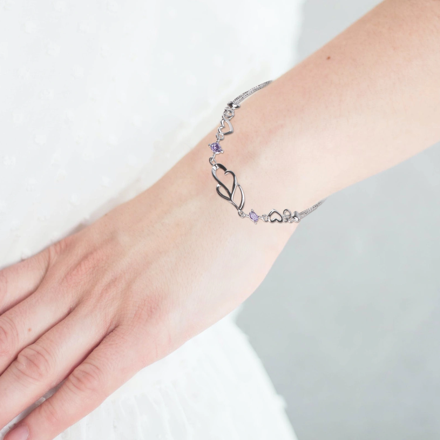 1pc Girl Wrist Jewelry Heart Shaped Bracelet Romantic Style Wrist Chain Bracelet