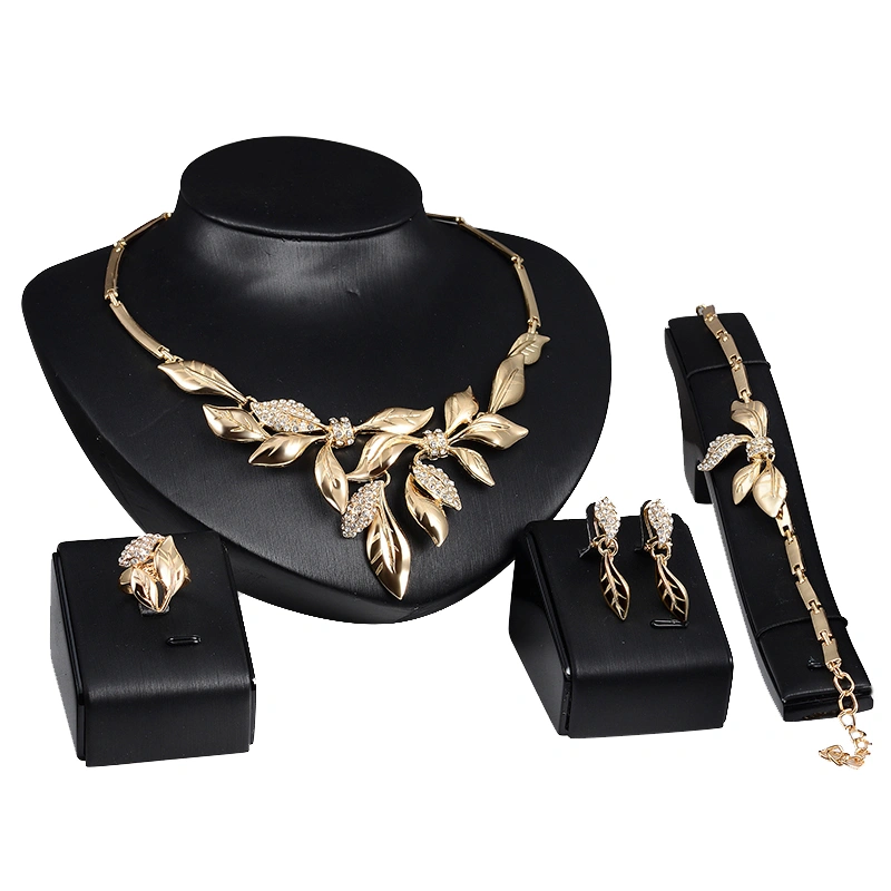 Four Pieces Alloy Jewelry Suit Leaf Shaped Glitter Rhinestone Necklace Earing Bracelet Ring Set for Wedding Evening Party Decoration