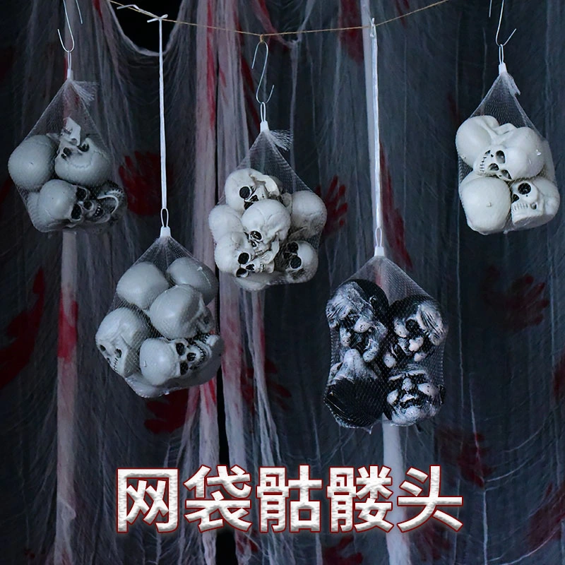 1 Set of DIY Skull Ornament Plastic Skull Ornament Plastic Skull Ornaments Small Skulls for Halloween