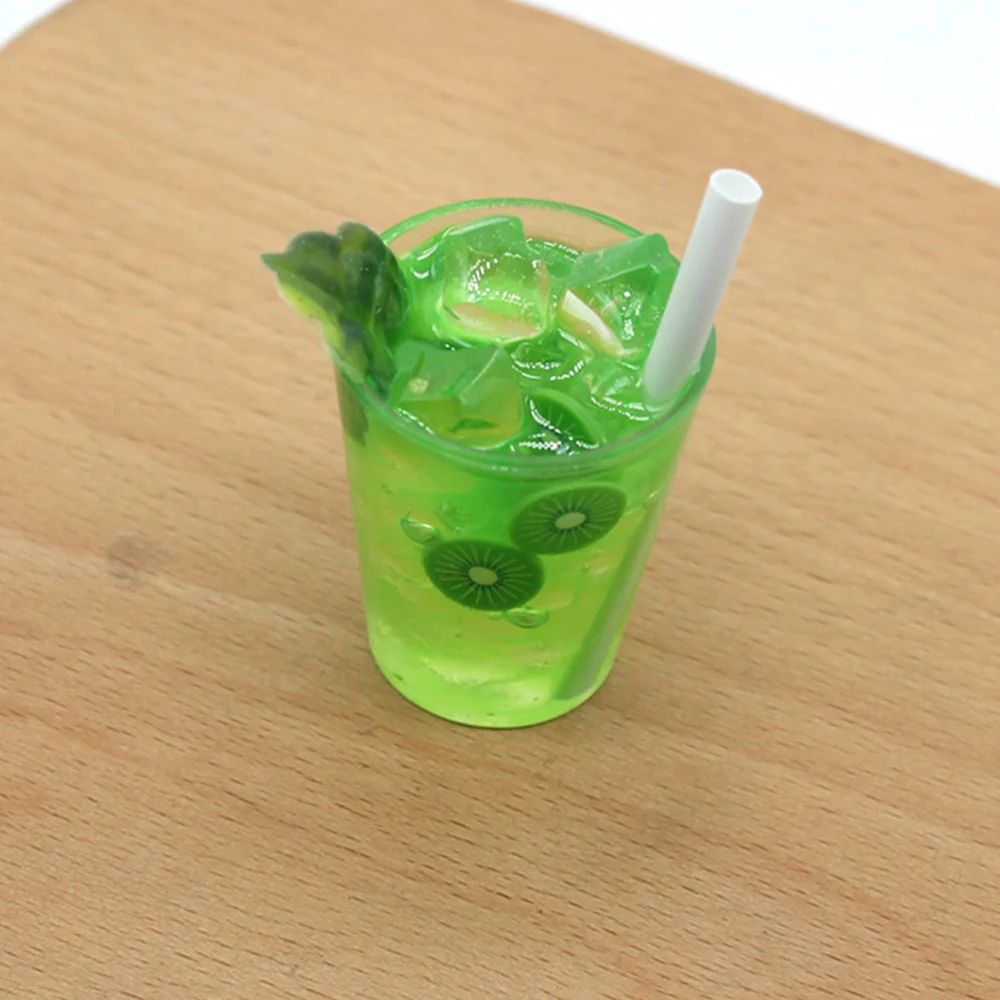 6Pcs Decorative Miniature Stuffs Adorable Doll Drinks Wear resistant Miniature Drinks (Random Color)