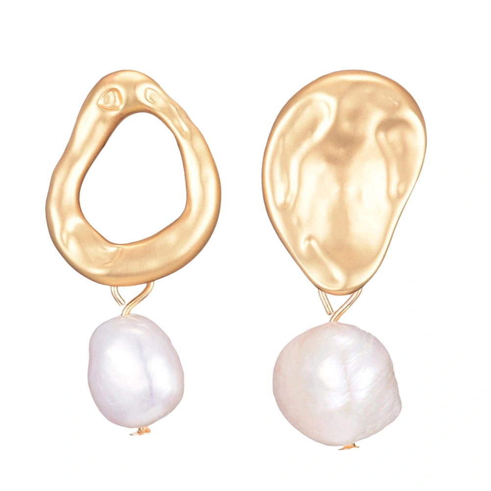 A Pair of European and American Earrings Natural Vintage Freshwater Pearl Eardrop fashion Dangler for Women (Steel Needle)
