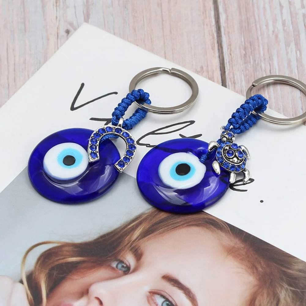 2 Pcs Creative Evil Eye Key Chain Fashion Bag Hanging Pendant Practical Key Ring