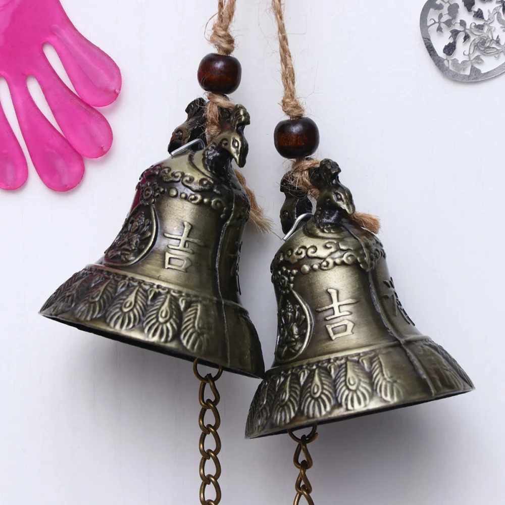 2Pcs Metal Leather Pattern Wind Bells Decorative Hanging Pendant Traditional Wind Chime