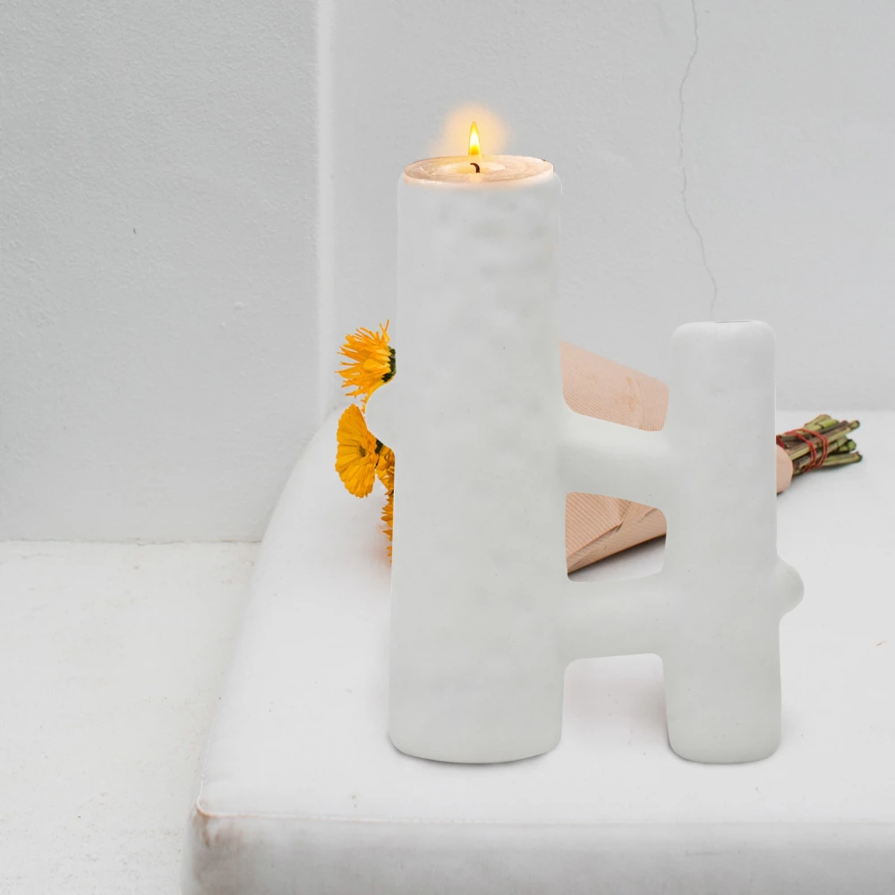 1Pc Stylish Ceramic Candlestick Nordic Style Candleholder Home Ornament (White)