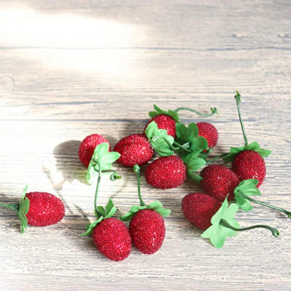 20pcs Fake Strawberry Models Simulation Strawberry Models Lifelike Photo Props