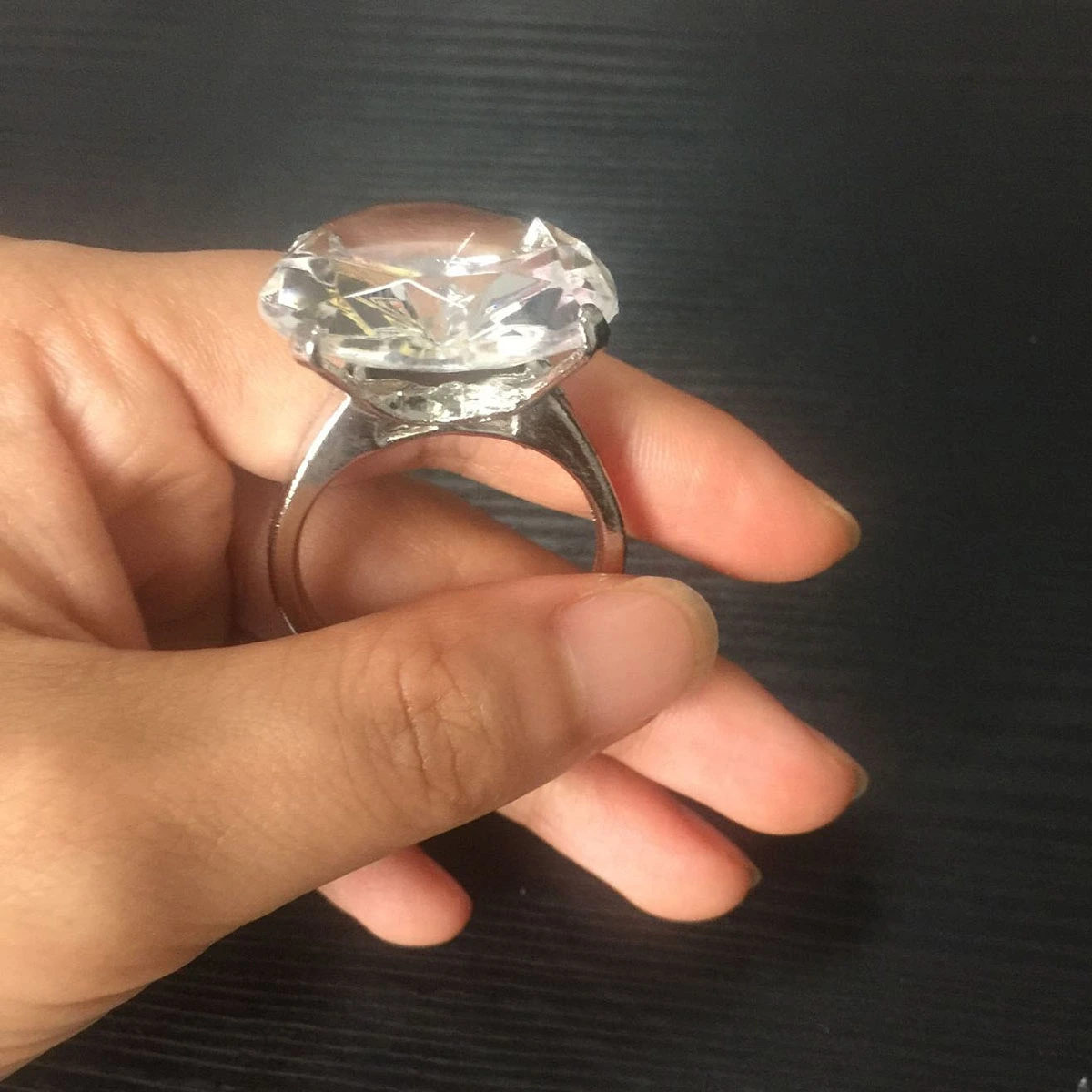Big Diamond Engagement Ring Keychain Keyring Holders Wedding Romantic Gift
