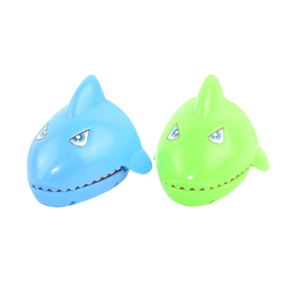 2pcs Novelty Finger Biting Toy Shark Mouth Dentist Bite Finger Game Funny Toy Snappy Shark Game Kids Children Gift (Blue + Green)