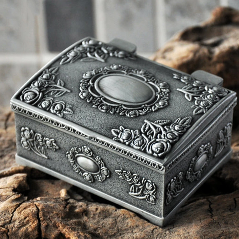 Square Metal Jewelry Box Flower Carved Trinket Box Alloy Ring Packing Case