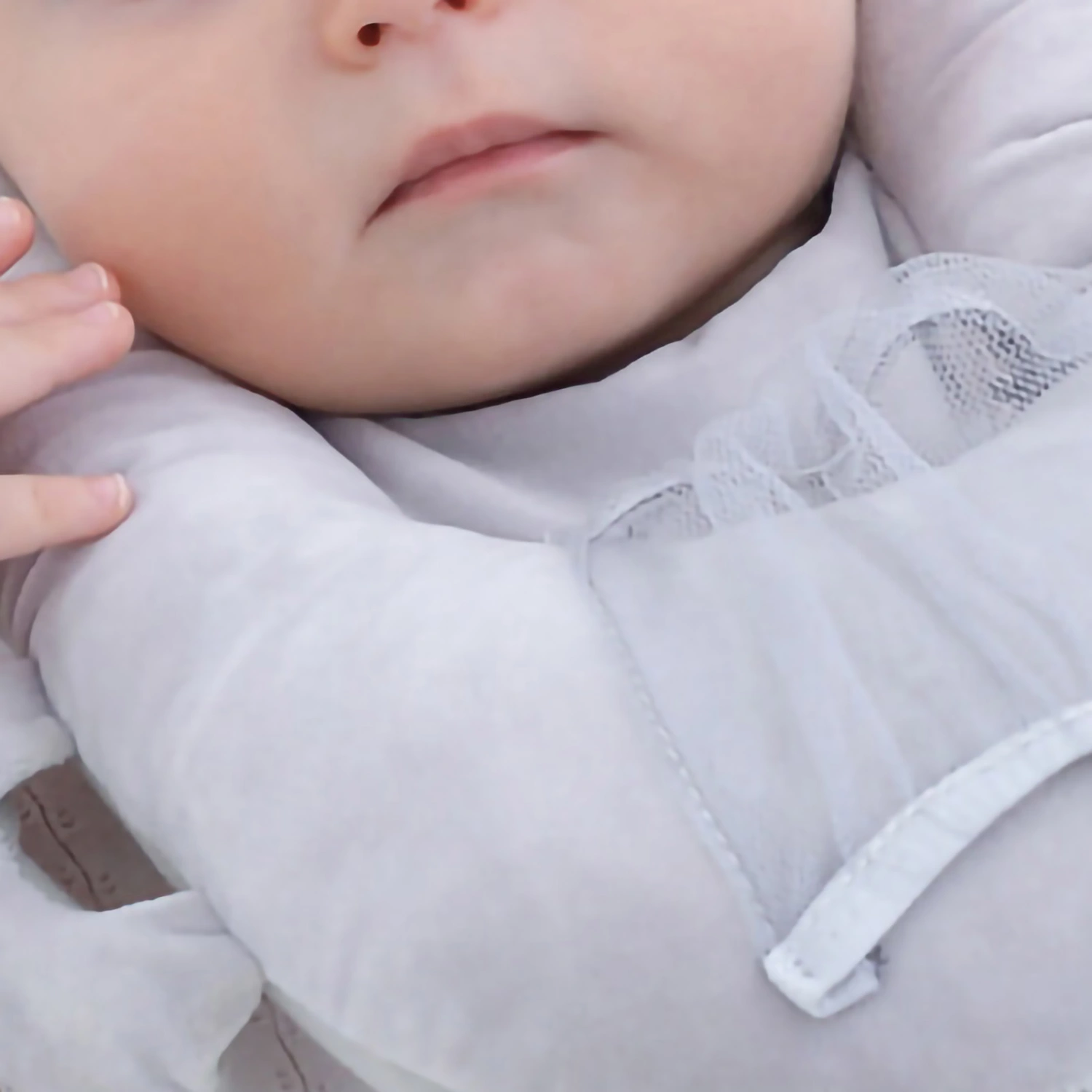 Newborn Feeding Pillows Cotton Breathable Multifunction Adjustable Baby Bottle Holder Pillows for Toddlers Gray Adjustable