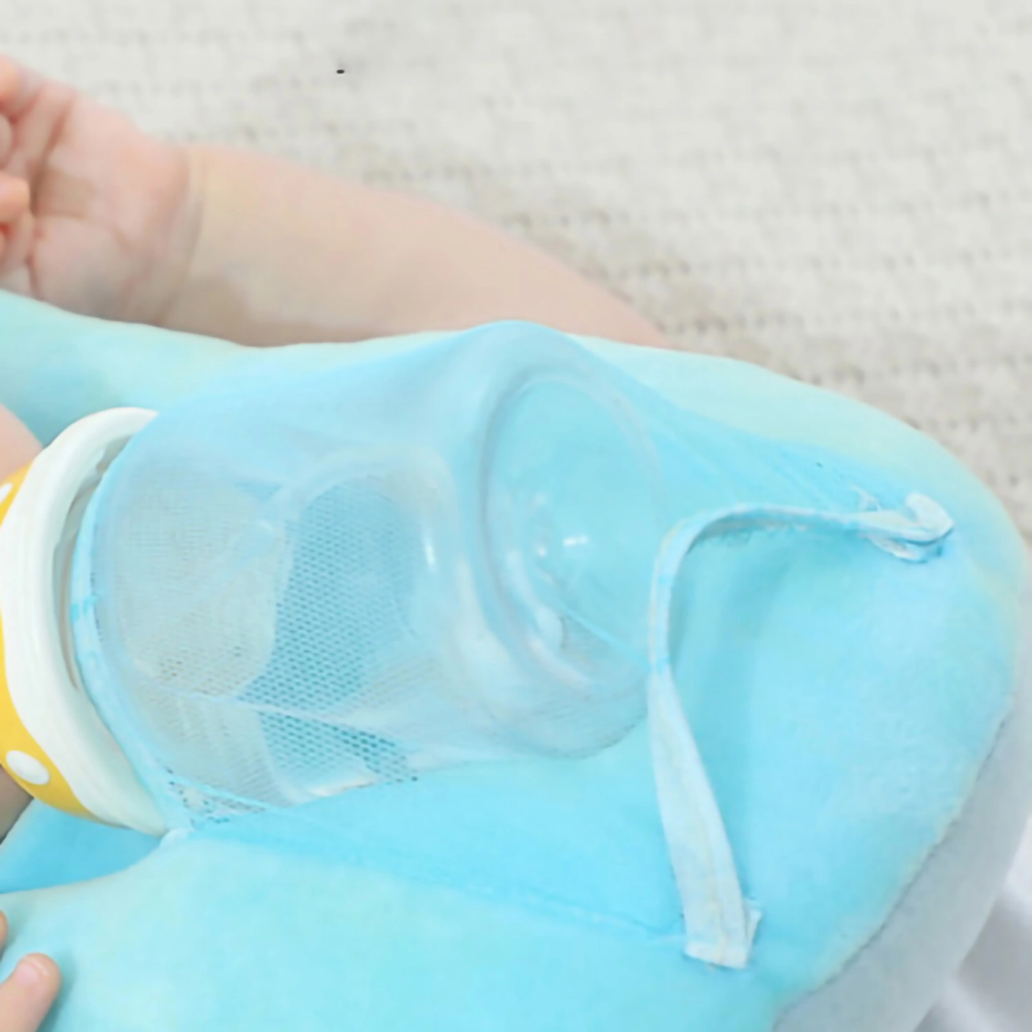 Newborn Feeding Pillows Cotton Breathable Multifunction Adjustable Baby Bottle Holder Pillows for Toddlers Blue Adjustable