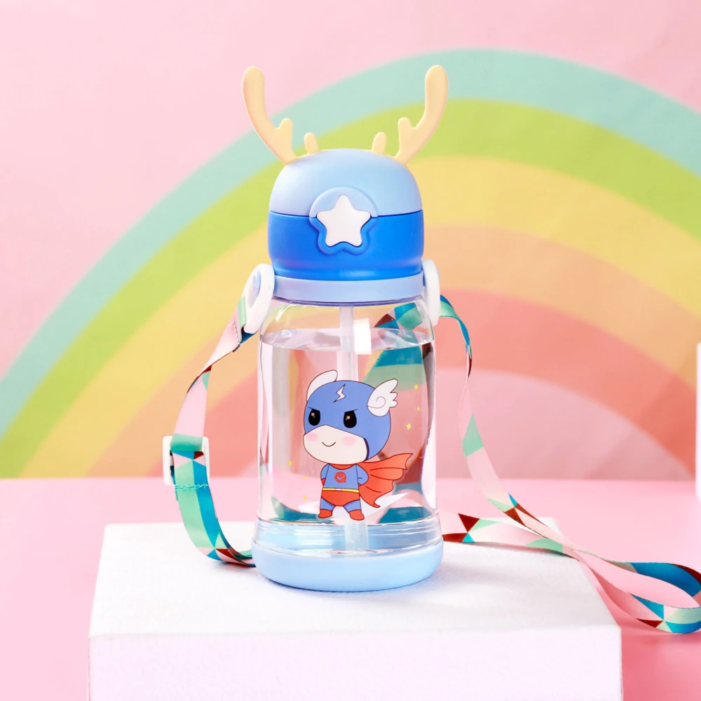 600ml Antler Shaped Water Bottle Cartoon Kids Water Bottle with Straw Portable Water Cup for Children Blue Man