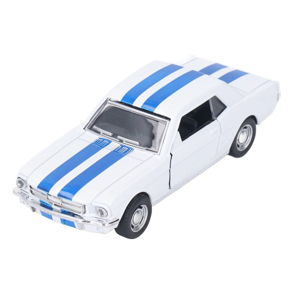 Retro Car Model 1/32 Scale Pull Back Alloy Classic Vehicle Toy with Open Doors for Children Collectors White