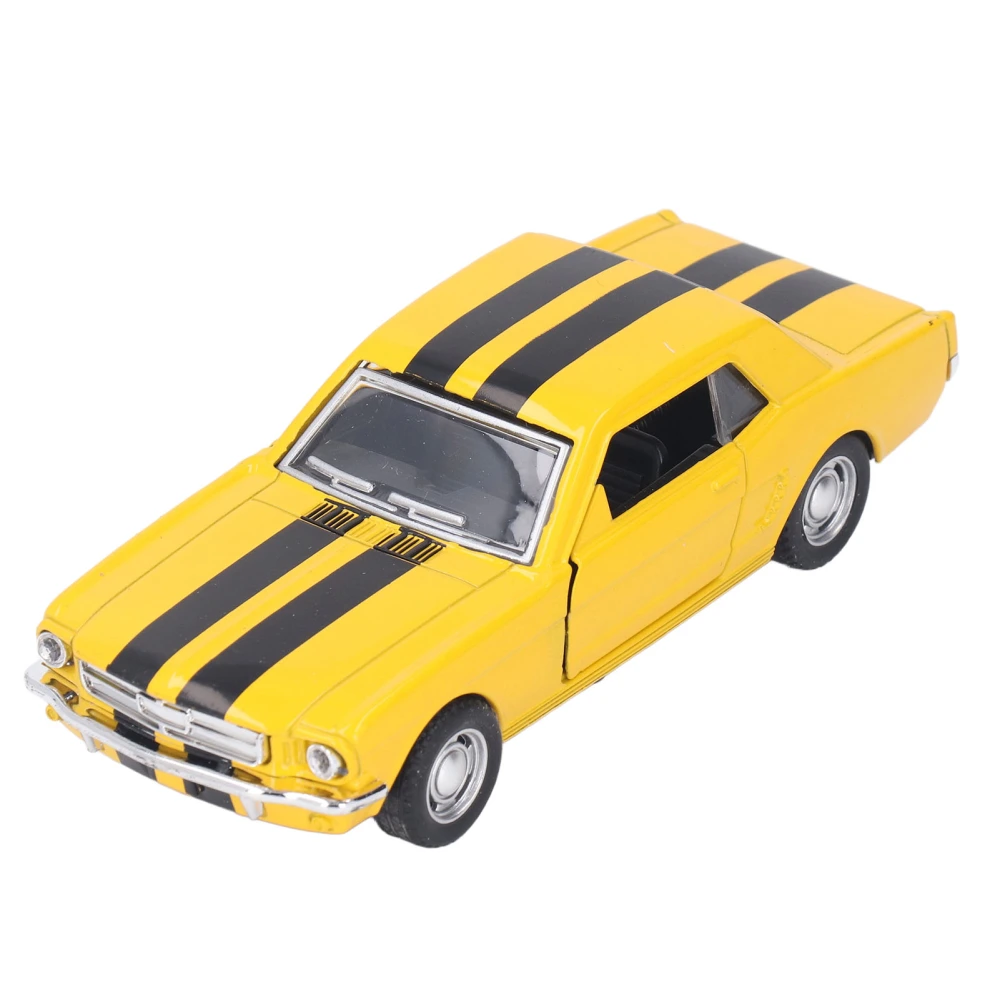 Retro Car Model 1/32 Scale Pull Back Alloy Classic Vehicle Toy with Open Doors for Children Collectors Yellow