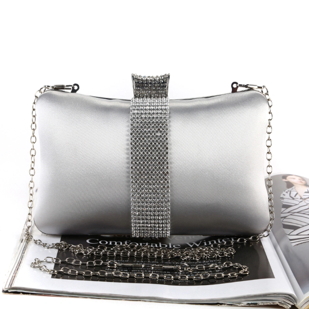 Diamond-studded Dinner Bag Handmade Rhinestone Banquet Clutch Bag Classic Pillow Shaped Dinner Bag Silver