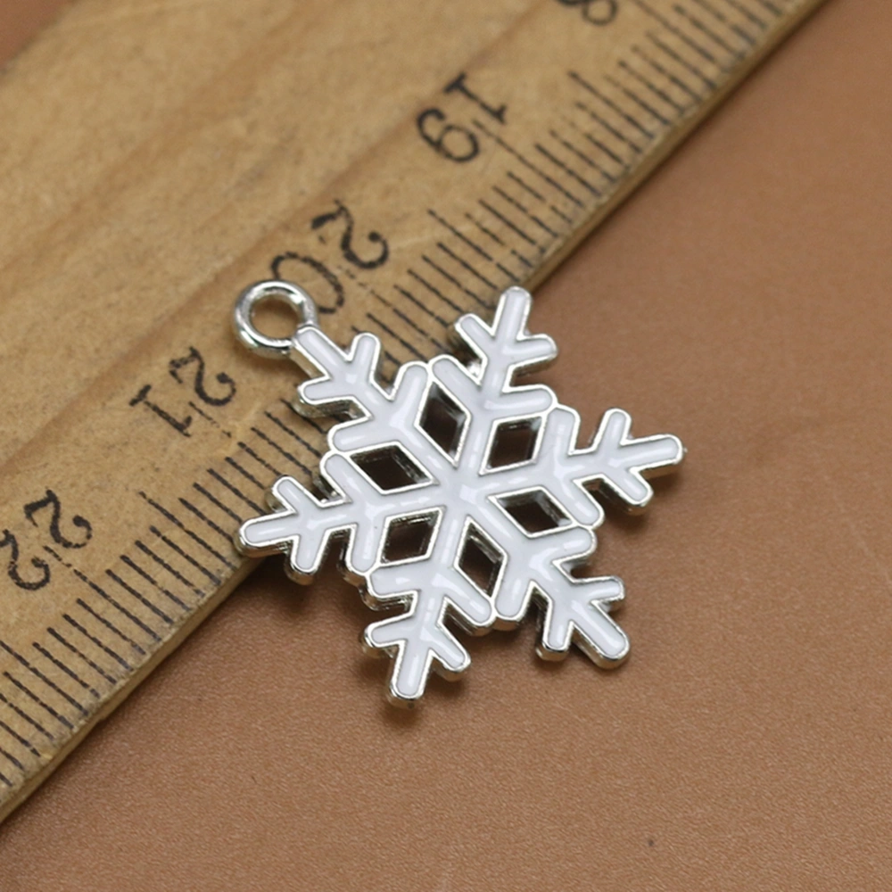 10pcs Christmas Snowflake Alloy Pendants DIY Charms Jewelry Making Accessory for Necklace Earrings (Antique Silver)