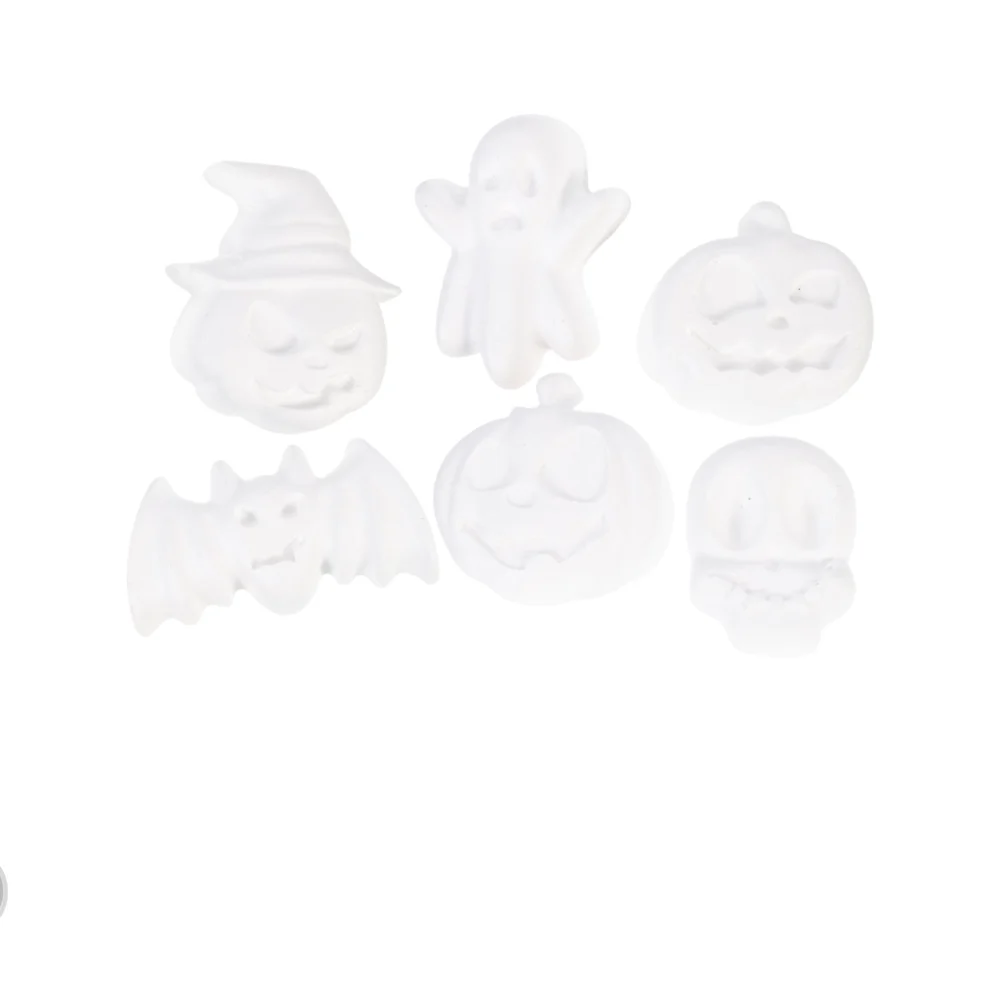 1 set of Halloween Plaster Painted Toys Kids Graffiti Halloween Ornament DIY Supply