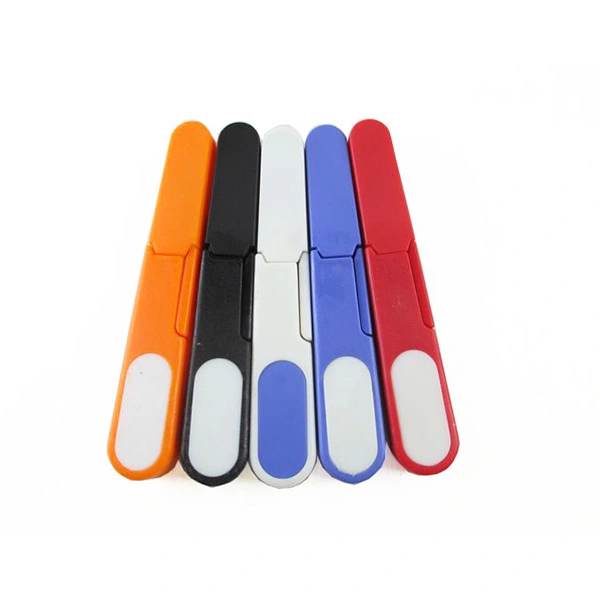 Protable Mini Fishing Scissors Fishing Line Cutter Fishing Tackle Tool (Random Color)