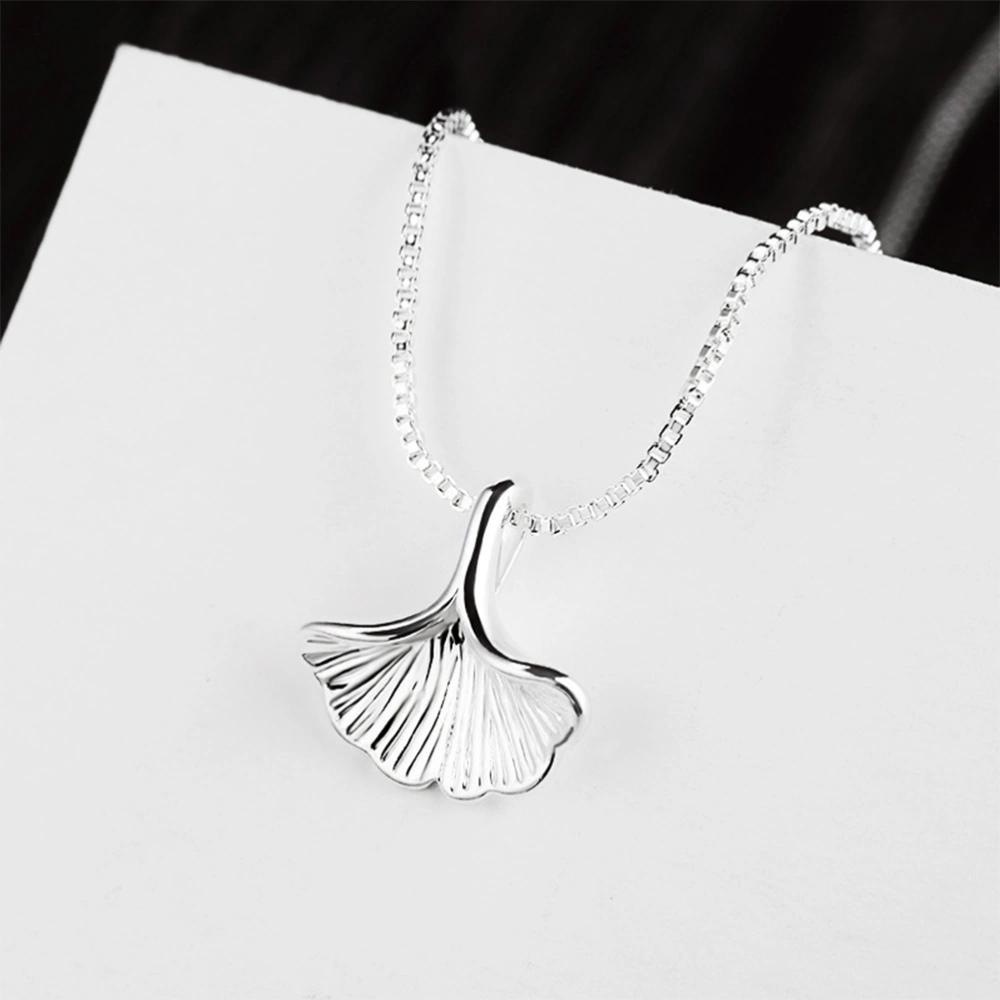 Ginkgo Leaf Pendant Necklace Ginkgo Leaf Charm Necklace Clavicle Chain Women Gift