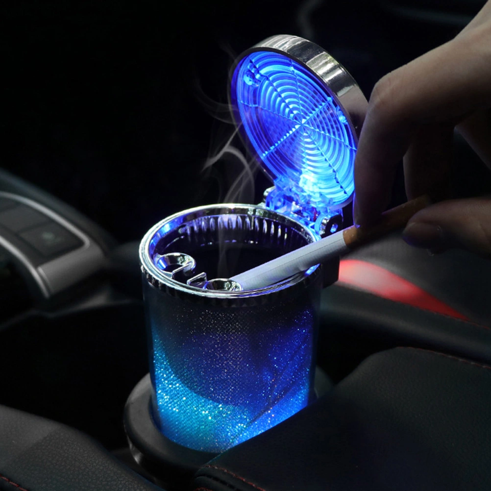 Creative LED Light Auto Ashtray Car Ashtray with Lid Car Cigarette Ash Holder (Silver)