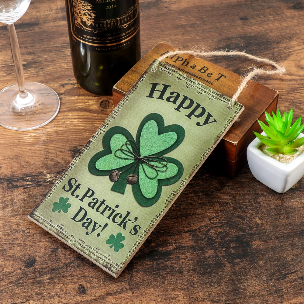 Amosfun Wood Clover Hanging Board Creative Beautiful Saint Patrick's Day Hanging for Home Festival Party With A Hemp Rope