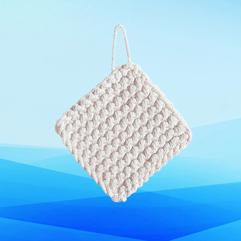1Pc Knitted Cup Mat Handcraft Cup Pad Woven Cup Mat Heat-resistant Cup Pad (White)