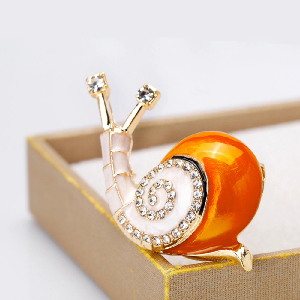 1Pc Fashoin Snail Brooches Creative Multipurpose Costume Props Brooches for Decoration(Orange)