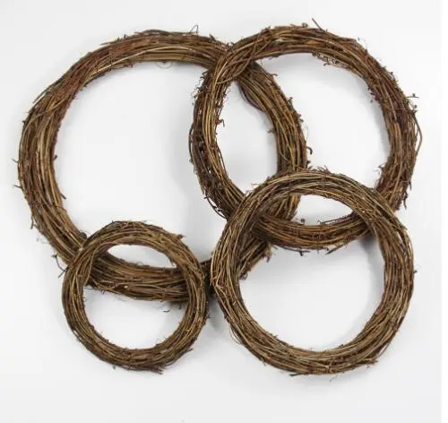 6pcs  DIY Rattan Ring Wreath Frame Rattan Garland Frame Wall Hanging Decoration for Party