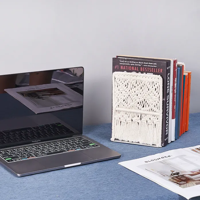 Desktop Bookend Bookshelf Hand-woven Creative