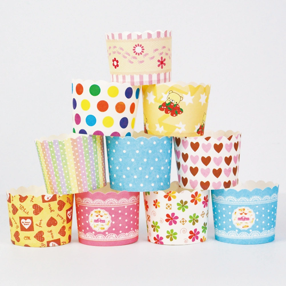 50 Pcs Cupcake Wrappers Liners Muffin Cases Cake Cup Party Favors  for DIY baking (Green)