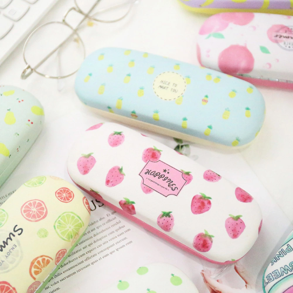 1pc Cartoon Fruit Pattern Glasses Case PU Sunglasses Storage Box Spectacle Case (Strawberry)