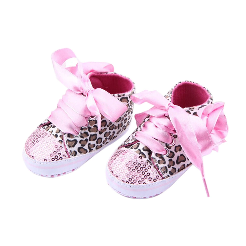 Pair of Baby Girls Leopard Pattern Decor Prewalkers Shoes (Pink)